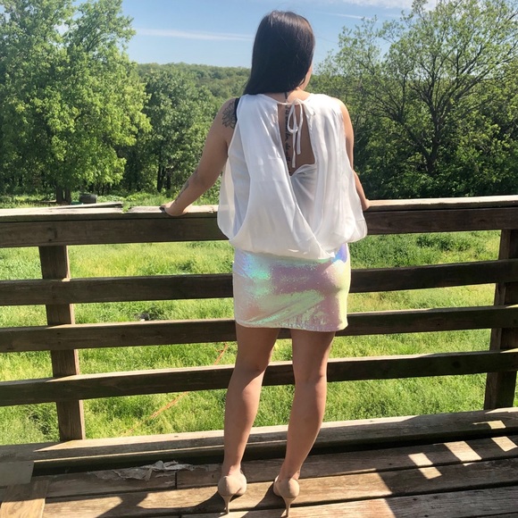 🚨All 3 for 1 🚨Dresses White & Black Dresses - Picture 6 of 8